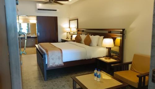Double Room with Balcony and Sea View