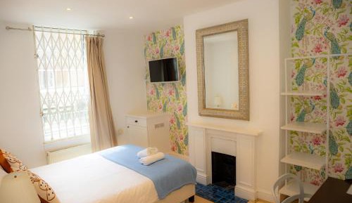 Double Room with Shared Bathroom