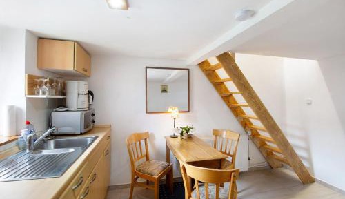 Superior One-Bedroom Apartment