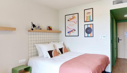 La Room Premium