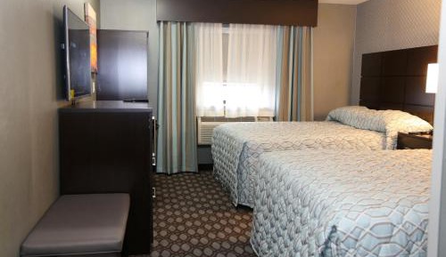 Queen Room with Two Queen Beds - Non-Smoking