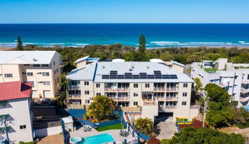 Two-Bedroom Rooftop Apartment 