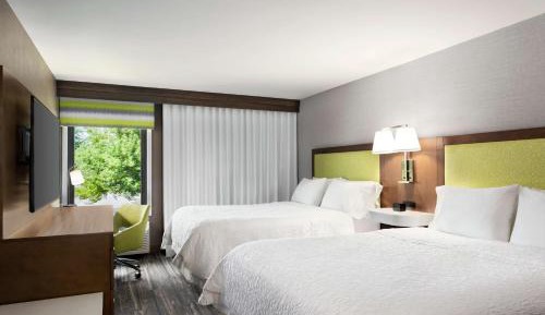 Room with Two Queen Beds - Non-Smoking