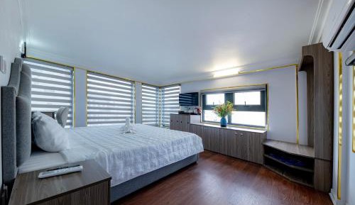 Suite with City View