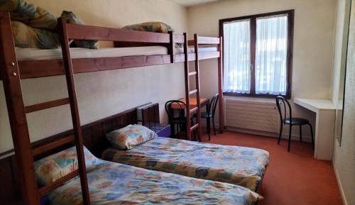 Quadruple Room with Private Bathroom