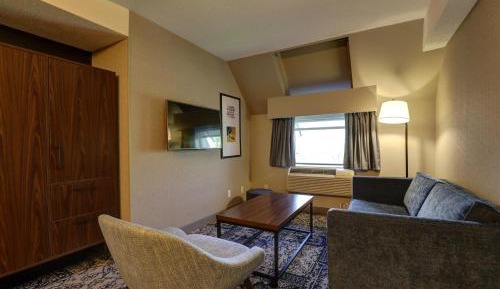 King Room with Sofa Bed