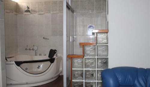 King Suite with Spa Bath