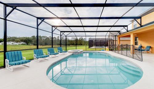 Six-Bedroom Villa 