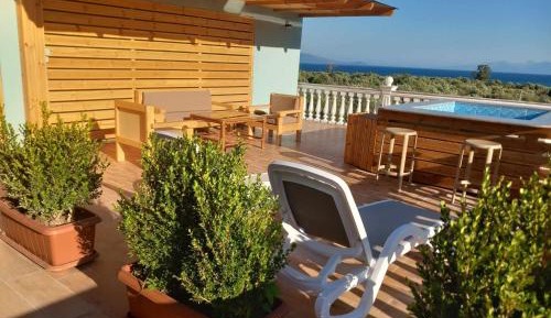 Studio with Balcony