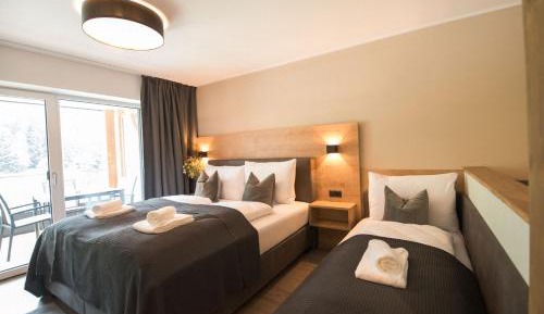Junior Suite with Mountain View