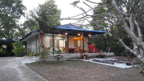 Quadruple Room with Shared Bathroom