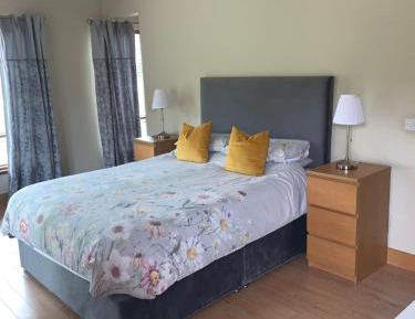King Room with Mountain View