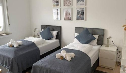 One-Bedroom Apartment with Garden