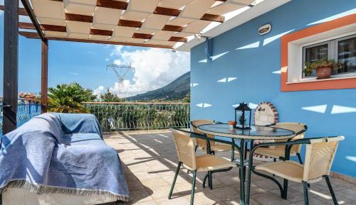 Superior One-Bedroom Apartment with Balcony