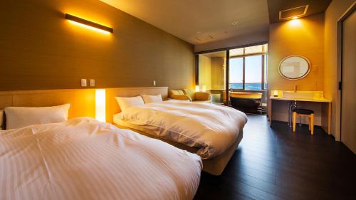 Twin Room with Semi Open-Air Bath and Ocean View