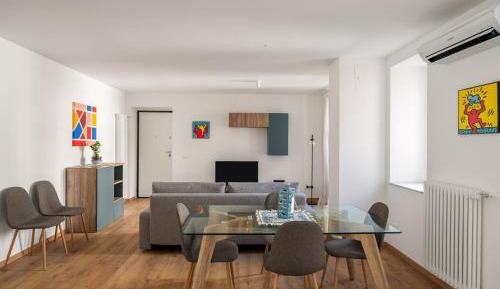 Apartment with Balcony
