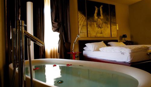 Suite with City View