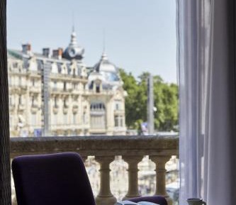 Deluxe Room with Terrace and Comedie Square View