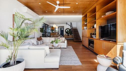 Three-Bedroom Holiday Home 