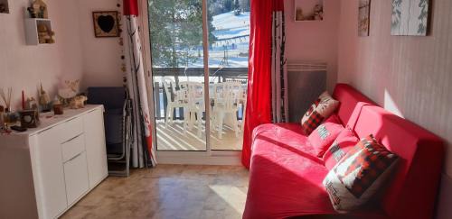 Superior One-Bedroom Apartment with Balcony