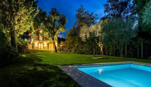 Deluxe Villa