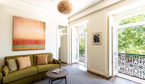 Two-Bedroom Deluxe Apartment