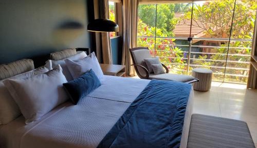 Deluxe Suite