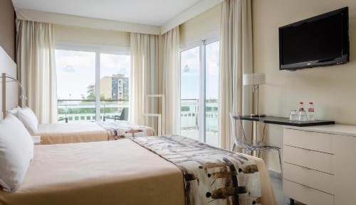 Superior Triple Room