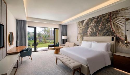 Premier King Room