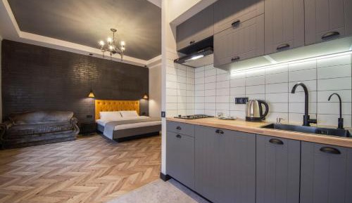 Deluxe Apartment - Ground Floor - Prorizna, 10