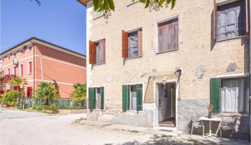 Six-Bedroom Holiday Home