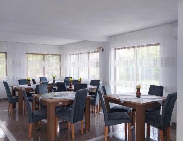 King Room with Garden View