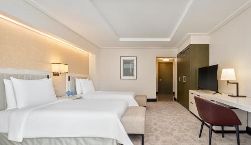 Deluxe Room Twin Partial Haram View