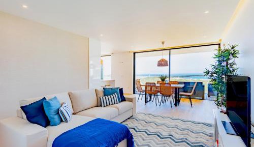 Apartment with Sea View