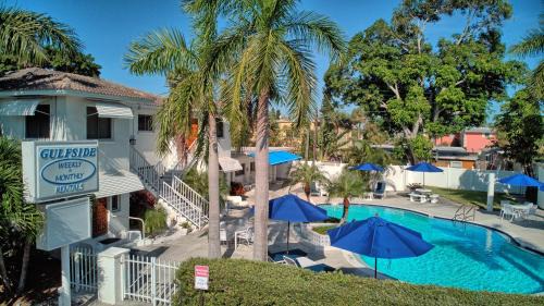 Suite with Pool View