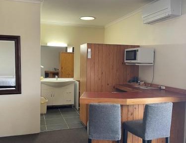 Executive Queen Room