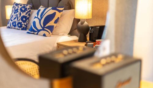 Deluxe King Room