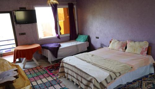 Triple Room with Shared Bathroom