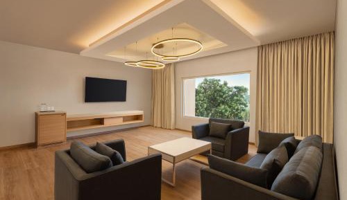 Executive King Suite with City View