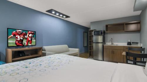 Suite King Bed Non-Smoking