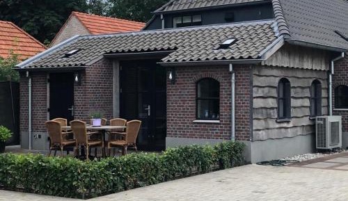 Bungalow with Garden View