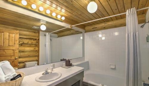 Beaver Creek Series (Pet Friendly)