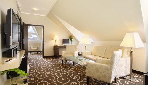 Suite Steiner