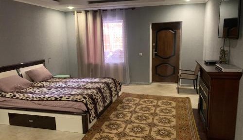 Large Double or Twin Room