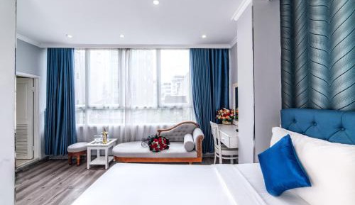 Suite with City View
