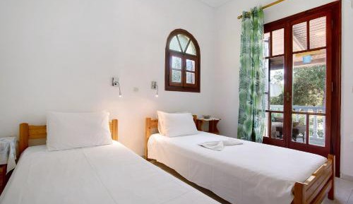 Superior One-Bedroom Apartment with Balcony