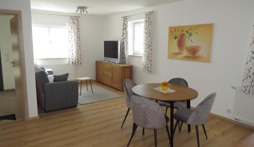 Apartment with Garden View