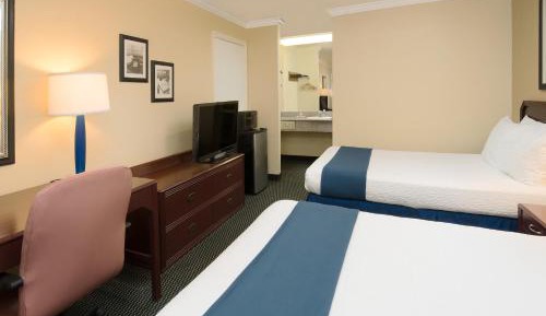 Suite with Two Double Beds and Sauna - Non-Smoking