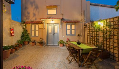 Apartment - Split Level (4 Adults)