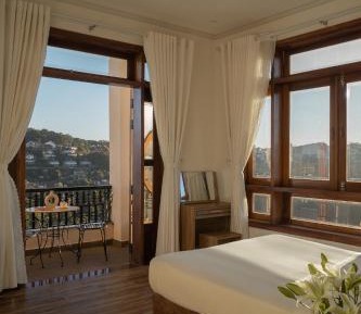 Deluxe Double Room with Balcony